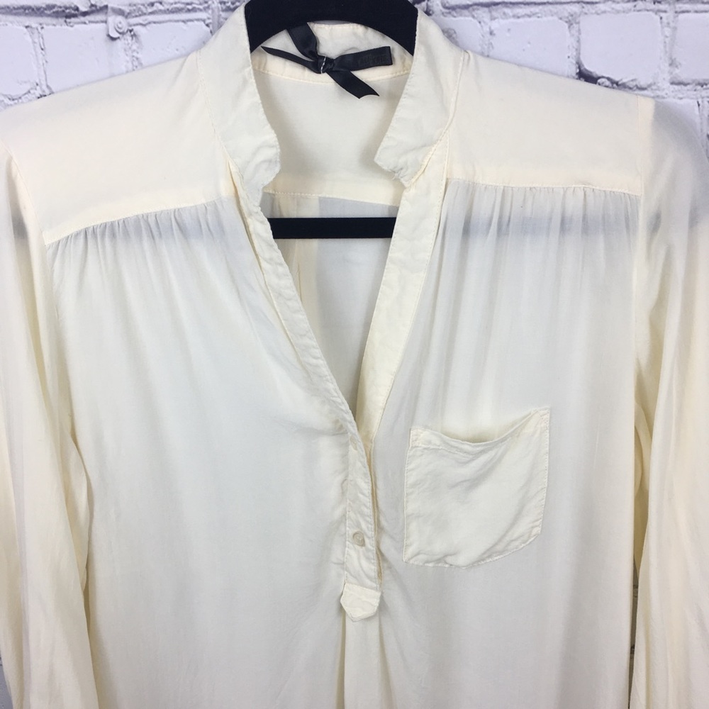 Cream Women’s Pullover Blouse Roll Tab Sleeve M - Picture 3 of 5